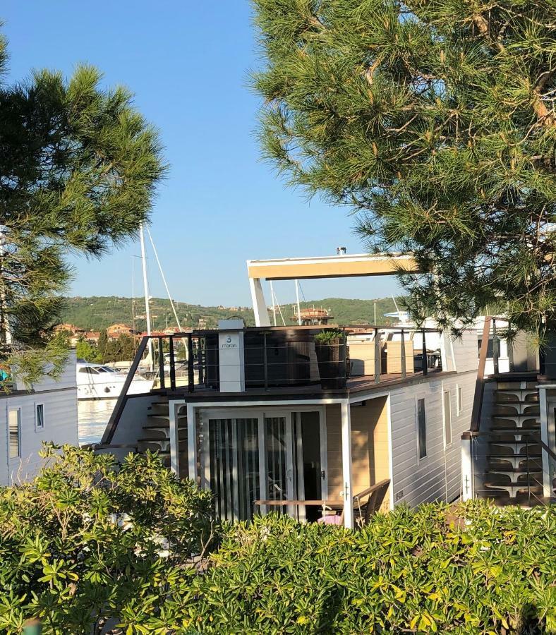 ポルトローシュ Floating House Blue Moonヴィラ エクステリア 写真